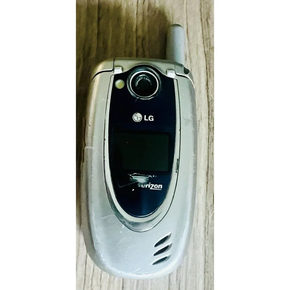 Verizon Branded LG VX5200 Clamshell Flip Phone Battery Silver and Blue Untested